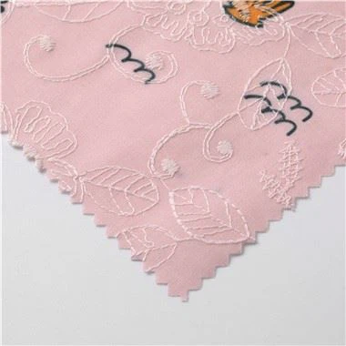 İşlemeli Baskılı Kumaş